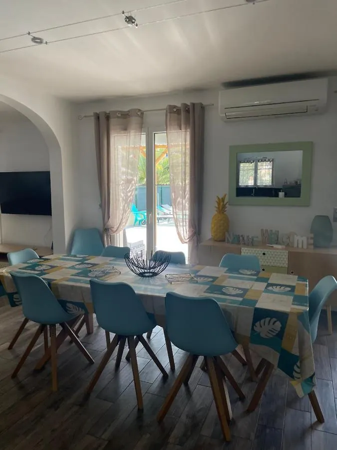 Holiday home Maison 8-10 Pers Avec Piscine Aux Portes De St Aygulf Frejus